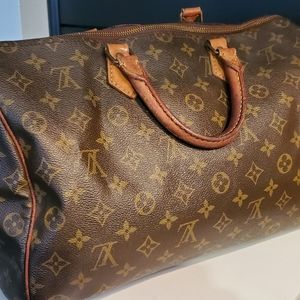 1981 AUTHENTIC LV SPEEDY 35
